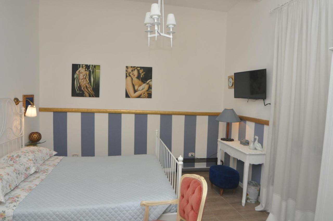Bed and Breakfast Brenta 12 Мессина Экстерьер фото