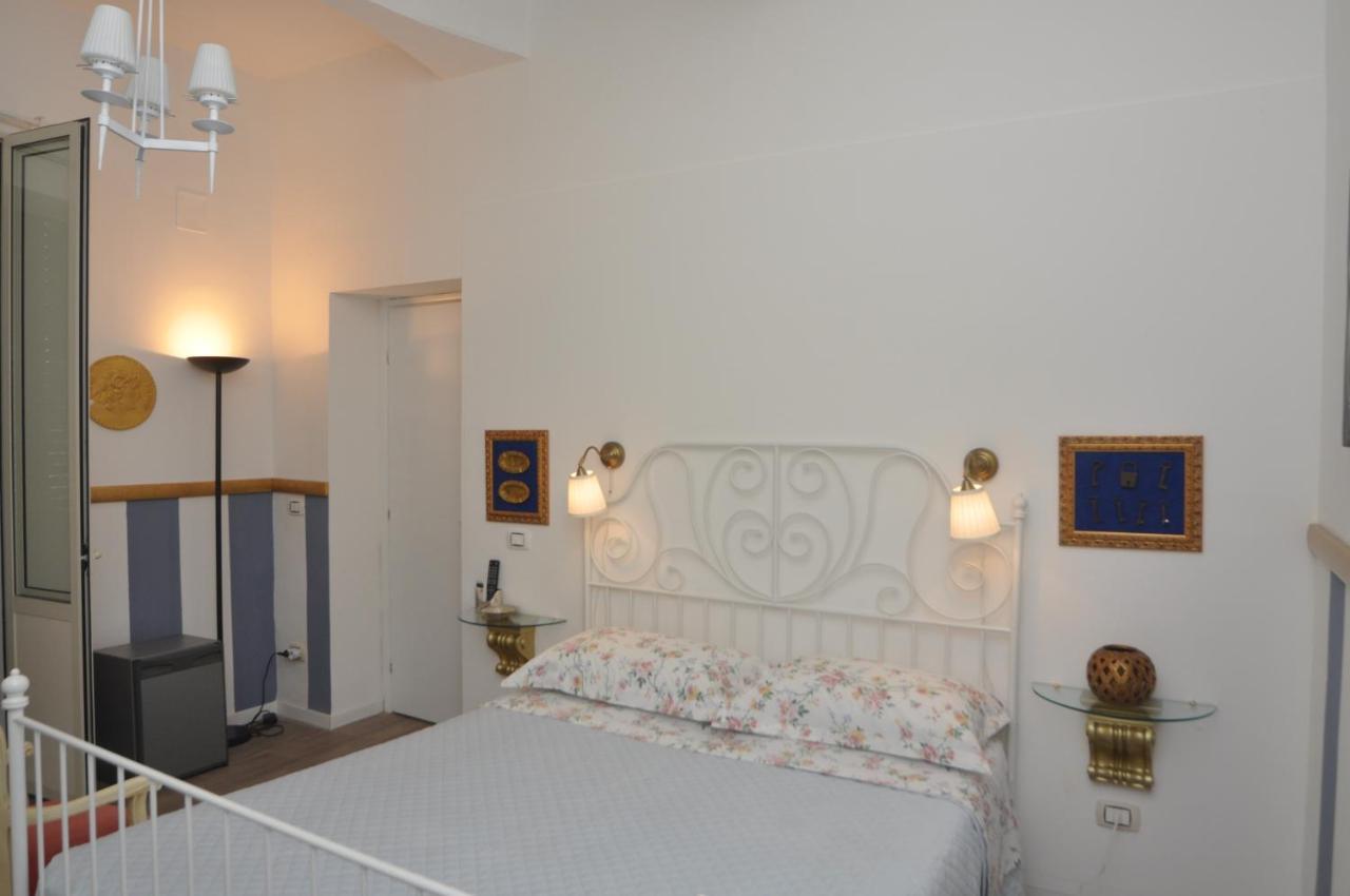 Bed and Breakfast Brenta 12 Мессина Экстерьер фото