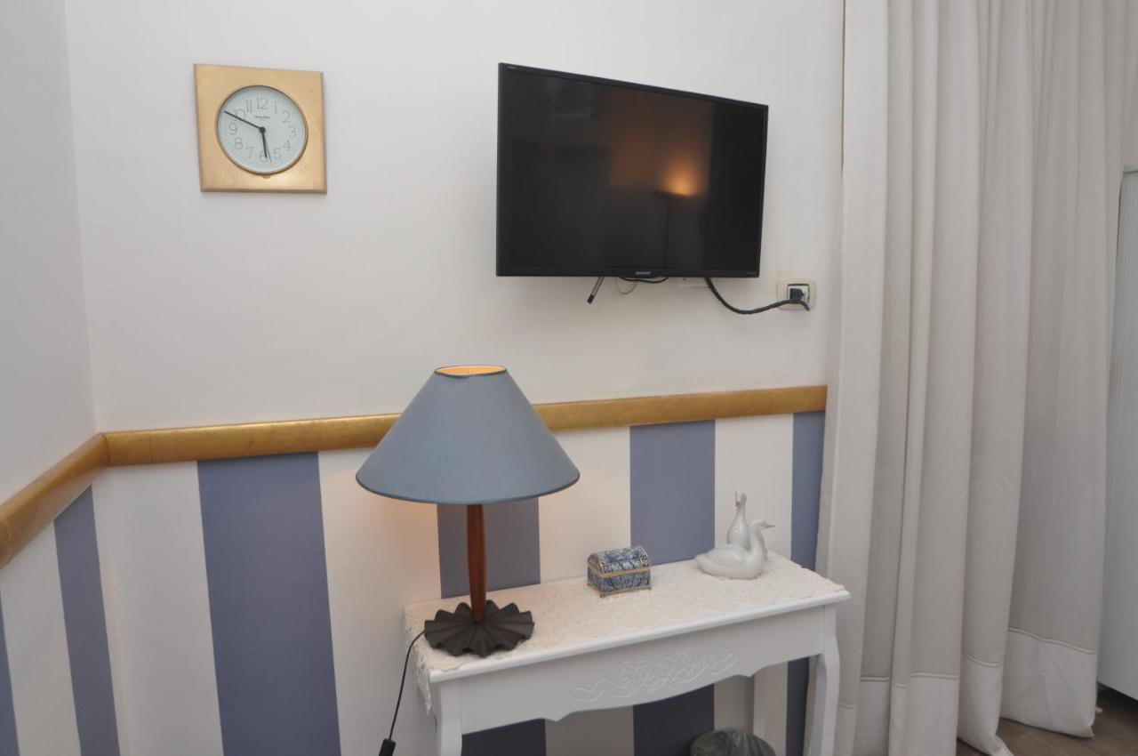 Bed and Breakfast Brenta 12 Мессина Экстерьер фото